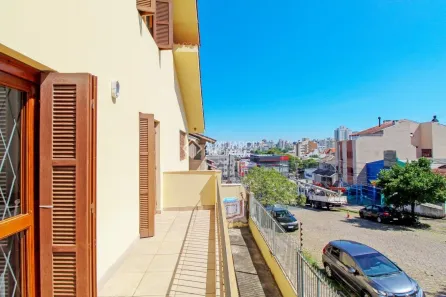 Casa com 6 Quartos à venda, 275m² no Jardim Botânico, Porto Alegre
