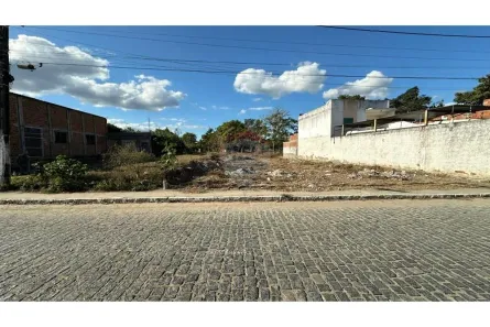 Lote/Terreno à venda, 200m² no Espírito Santo, Jequié