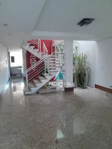 Sobrado com 3 Quartos à venda, 269m² no Vila Scarpelli, Santo André