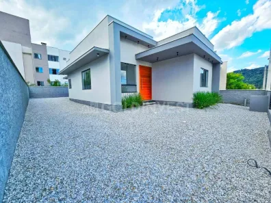 Casa com 3 Quartos à venda, 127m² no Dom Joaquim, Brusque