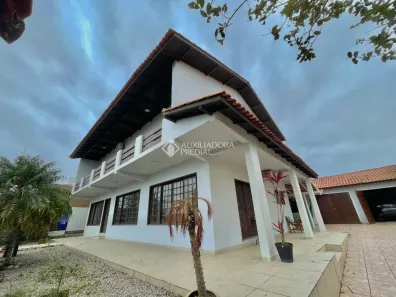 Casa com 5 Quartos à venda, 300m² no Paes Leme, Imbituba