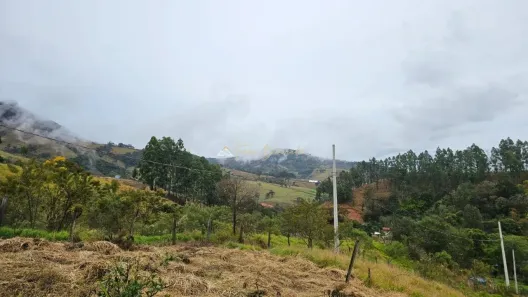 Lote/Terreno à venda, 880m² no , São Bento do Sapucaí