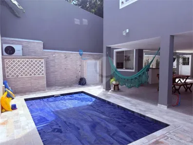 Casa de Condomínio com 4 Quartos à venda, 300m² no Vila Santo Antônio, Cotia