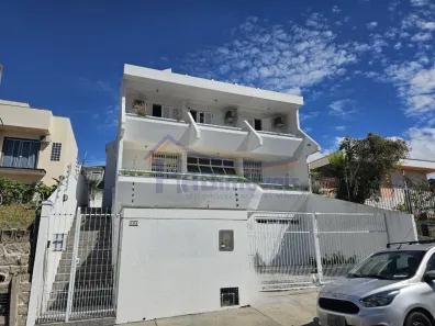 Casa com 4 Quartos à venda, 276m² no Coqueiros, Florianópolis