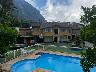 Casa com 4 Quartos à venda, 350m² no Carlos Guinle, Teresópolis