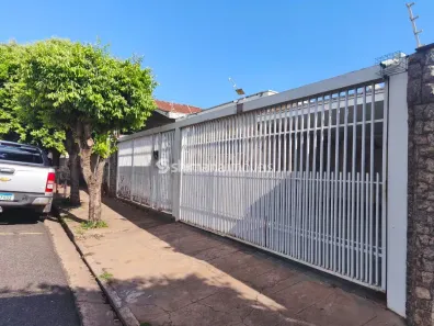 Casa com 3 Quartos à venda, 260m² no Parque Industrial, São José do Rio Preto