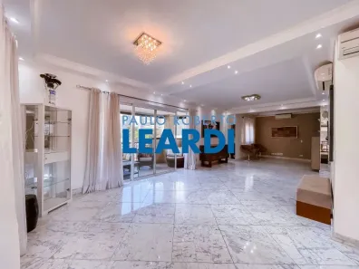 Apartamento com 3 Quartos à venda, 180m² no Vila Nova Conceição, São Paulo
