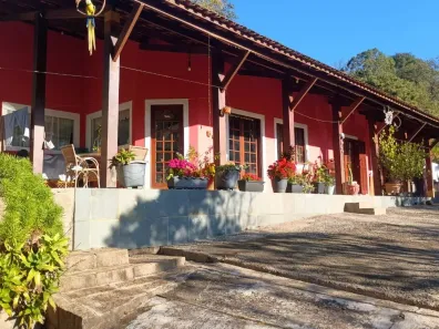 Fazenda/Sítio com 4 Quartos à venda, 2500m² no Lopes, Valinhos