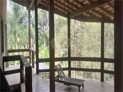 Casa de Condomínio com 4 Quartos à venda, 212m² no Caraguatá, Mairiporã