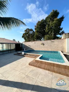 Casa com 3 Quartos à venda, 200m² no Praia das Palmeiras, Caraguatatuba