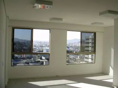 Sala Comercial à venda, 34m² no Campinas, São José