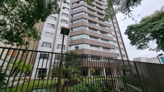 Apartamento com 3 Quartos à venda, 194m² no Cristo Rei, Curitiba