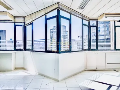 Sala Comercial à venda, 220m² no Cidade Monções, São Paulo
