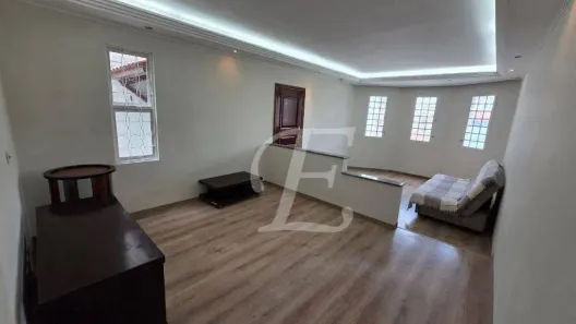 Sobrado com 3 Quartos à venda, 195m² no Vila Mazzei, São Paulo