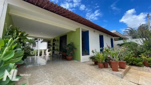 Casa com 4 Quartos à venda, 127m² no Lagoa Nova, Natal