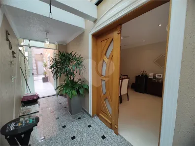 Sobrado com 3 Quartos à venda, 230m² no Jardim Pinheiros, São Paulo