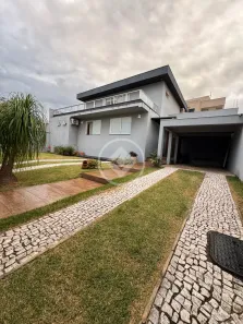 Sobrado com 5 Quartos à venda, 207m² no Setor Sul, Goiânia