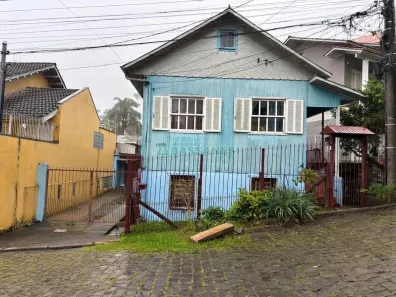 Casa com 2 Quartos para alugar, 52m² no Rio Branco, Caxias do Sul