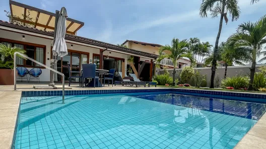 Casa de Condomínio com 4 Quartos para venda ou aluguel, 600m² no Barra da Tijuca, Rio de Janeiro