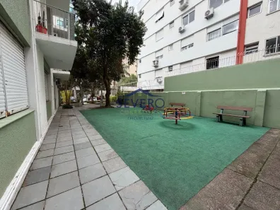 Apartamento com 2 Quartos à venda, 66m² no Menino Deus, Porto Alegre