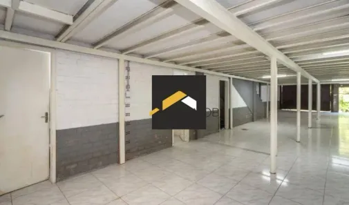 Galpão/Depósito/Armazém para venda ou aluguel, 310m² no São Geraldo, Porto Alegre