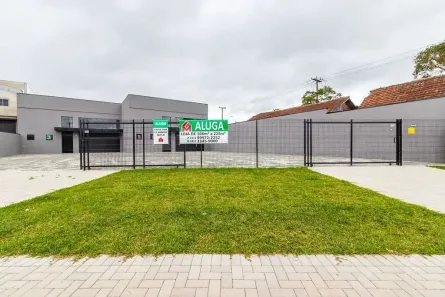 Ponto Comercial para alugar, 224m² no Uberaba, Curitiba