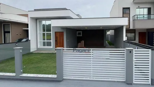Casa com 3 Quartos à venda, 100m² no Forquilhas, São José