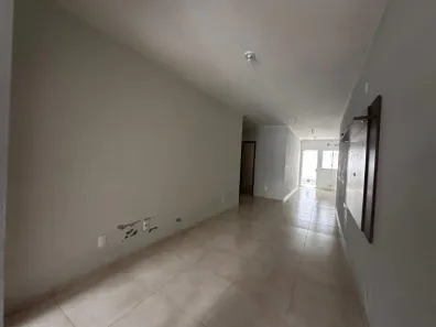 Casa com 2 Quartos para alugar, 61m² no Nova Brasília, Joinville