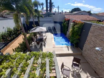 Casa com 4 Quartos à venda, 371m² no Cidade Jardim, Uberlândia