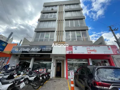 Sala Comercial para alugar, 25m² no Chácara das Pedras, Porto Alegre
