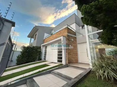 Sobrado com 3 Quartos para alugar, 188m² no Parque da Matriz, Cachoeirinha