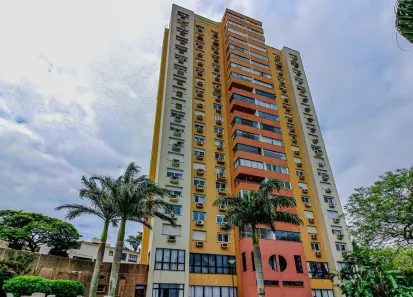 Apartamento com 3 Quartos para alugar, 132m² no Cristal, Porto Alegre