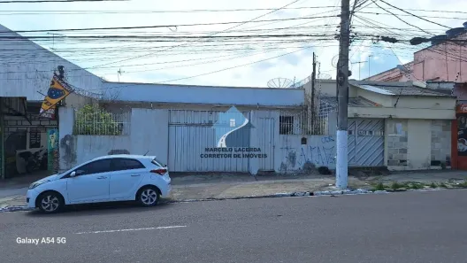 Casa com 3 Quartos à venda, 451m² no Centro, Manaus