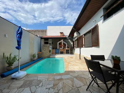 Casa com 3 Quartos à venda, 180m² no Jardim do Sol, Taubaté