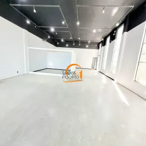 Ponto Comercial para alugar, 212m² no Nova Cerejeira, Atibaia