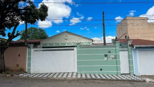 Casa com 2 Quartos à venda, 220m² no Jardim Maria do Carmo, Sorocaba