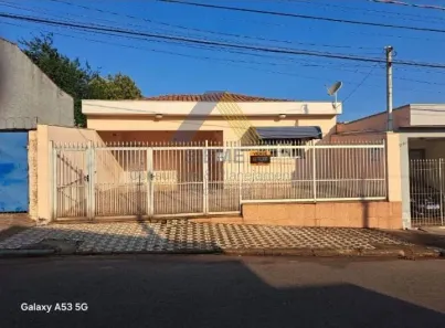 Casa com 4 Quartos à venda, 199m² no Vila Teixeira, Salto