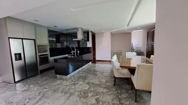 Casa com 3 quartos — Castelo, Belo Horizonte