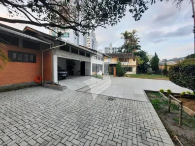 Casa com 3 Quartos à venda, 274m² no Velha, Blumenau