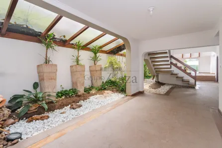 Casa com 5 Quartos à venda, 899m² no Vila Madalena, São Paulo