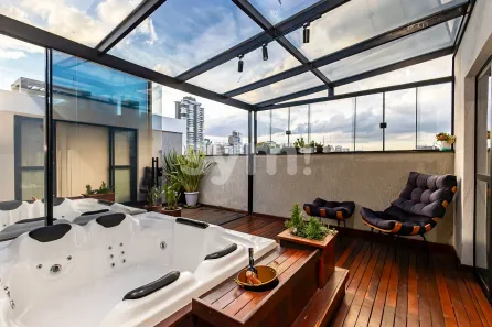 Apartamento com 2 Quartos à venda, 169m² no Água Verde, Curitiba