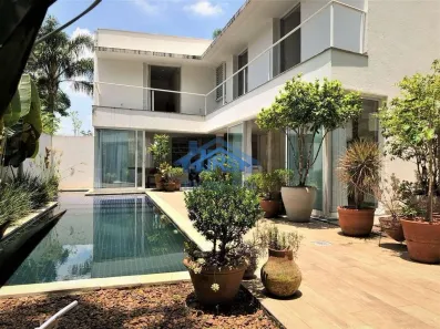 Sobrado com 3 Quartos à venda, 337m² no Bosque do Vianna, Cotia