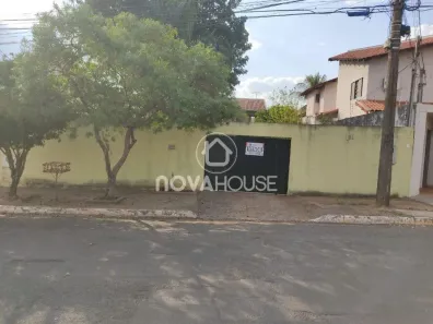 Sobrado com 3 Quartos à venda, 214m² no Jardim Paulista, Campo Grande