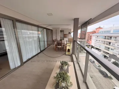 Cobertura com 4 Quartos à venda, 243m² no Jurerê, Florianópolis