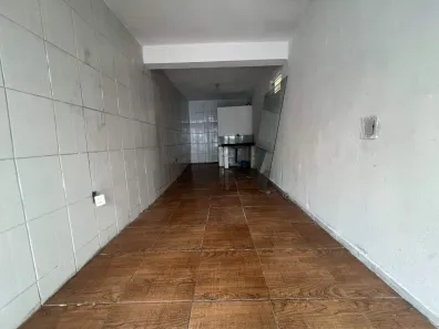Ponto Comercial para alugar, 30m² no Centro, Divinópolis