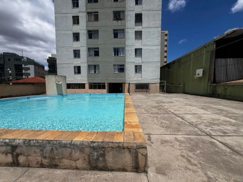 Apartamento com 3 quartos — Santa Efigênia, Belo Horizonte