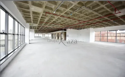 Ponto Comercial com 3 Quartos para alugar, 562m² no Liberdade, São Paulo