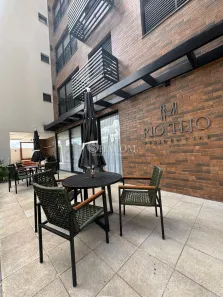 Apartamento com 2 Quartos à venda, 55m² no Vila Bosque, Maringá