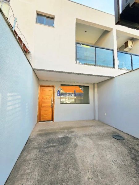 Casa com 2 quartos — Ipiranga, Belo Horizonte