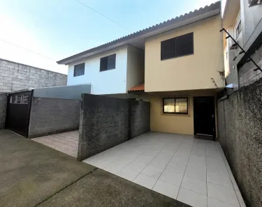 Casa de Condomínio com 2 Quartos para alugar, 80m² no São Luiz, Caxias do Sul